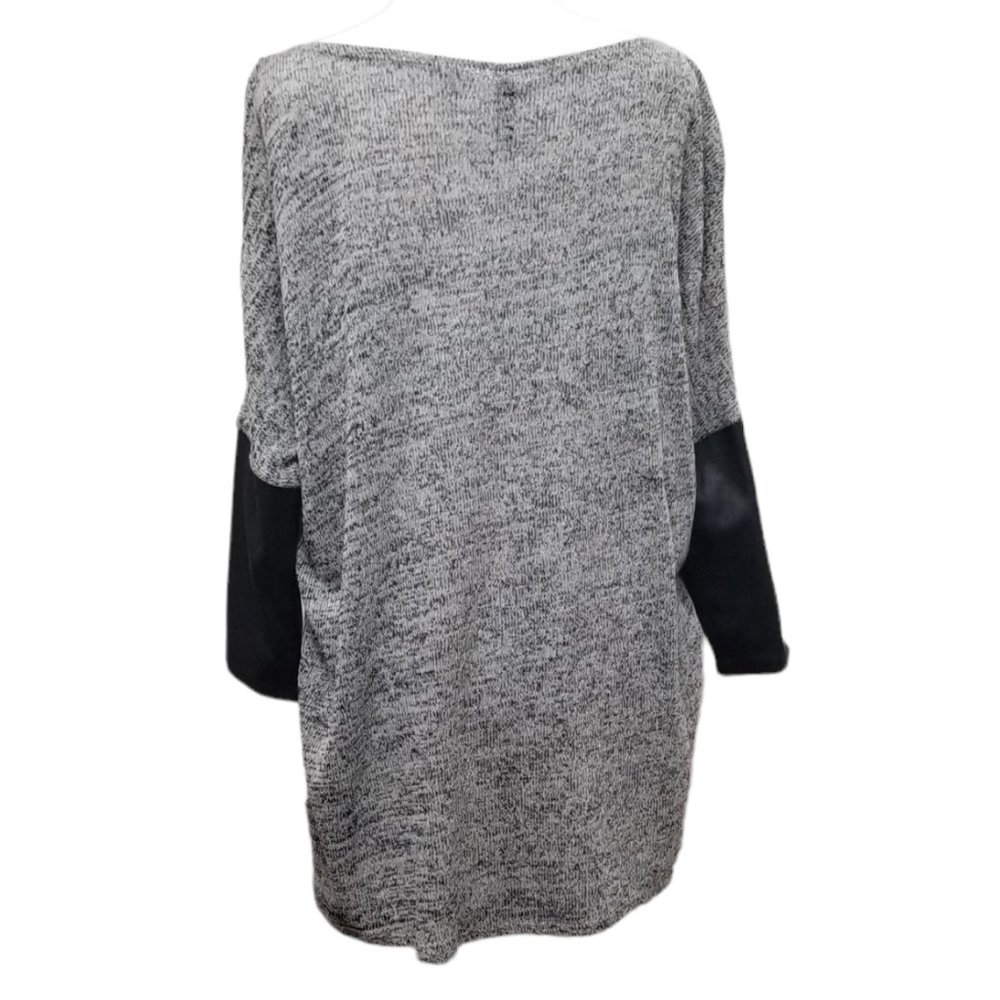 Divided by H&M Long Sleeve Top - Picture 2 of 14